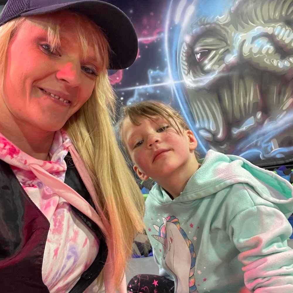 Meet your Posher, Shayna